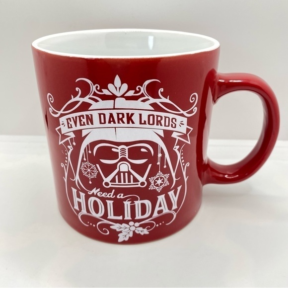 Star Wars Darth Vader "Even Dark Lords Need A Holiday" 20 Ounce Mug - Picture 1 of 6